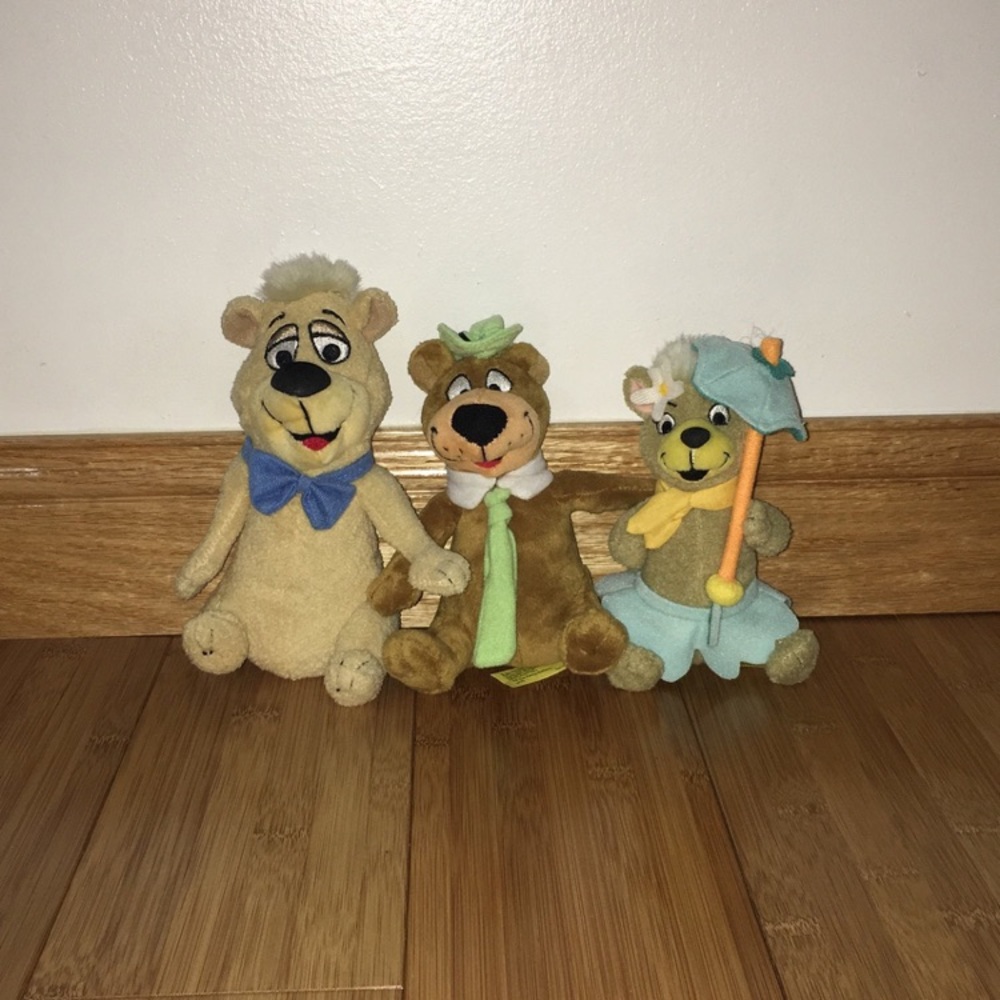 Vintage Hanna Barbera Yogi Bear, Cindy Bear, and Boo Boo Bear Plush Lot Bundle
